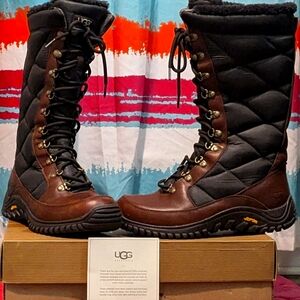 Womens Ugg lace up boots size 8.5 Only worn once.